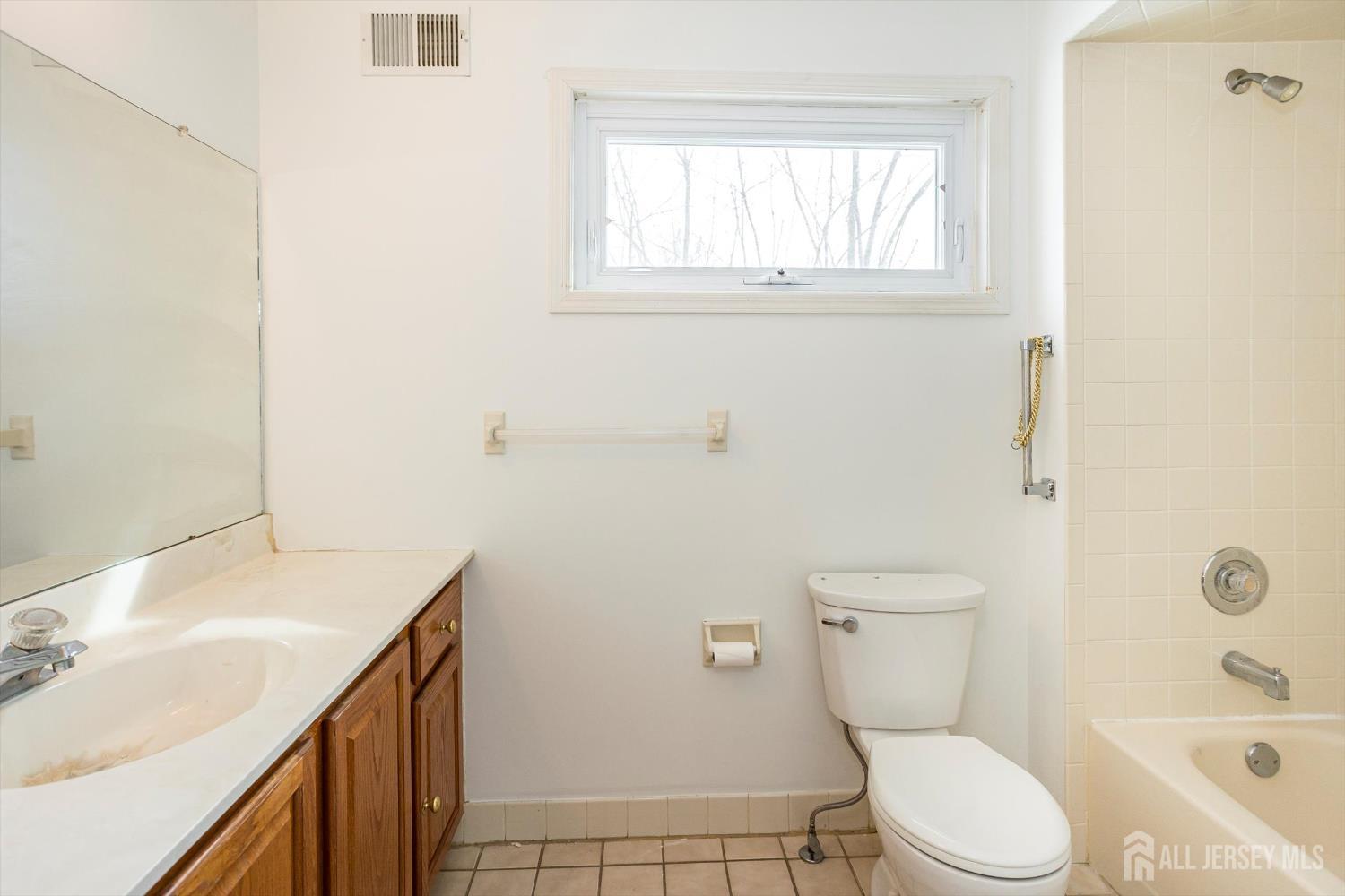 4 Updike Avenue, Hillsborough, NJ, 08844 image 28