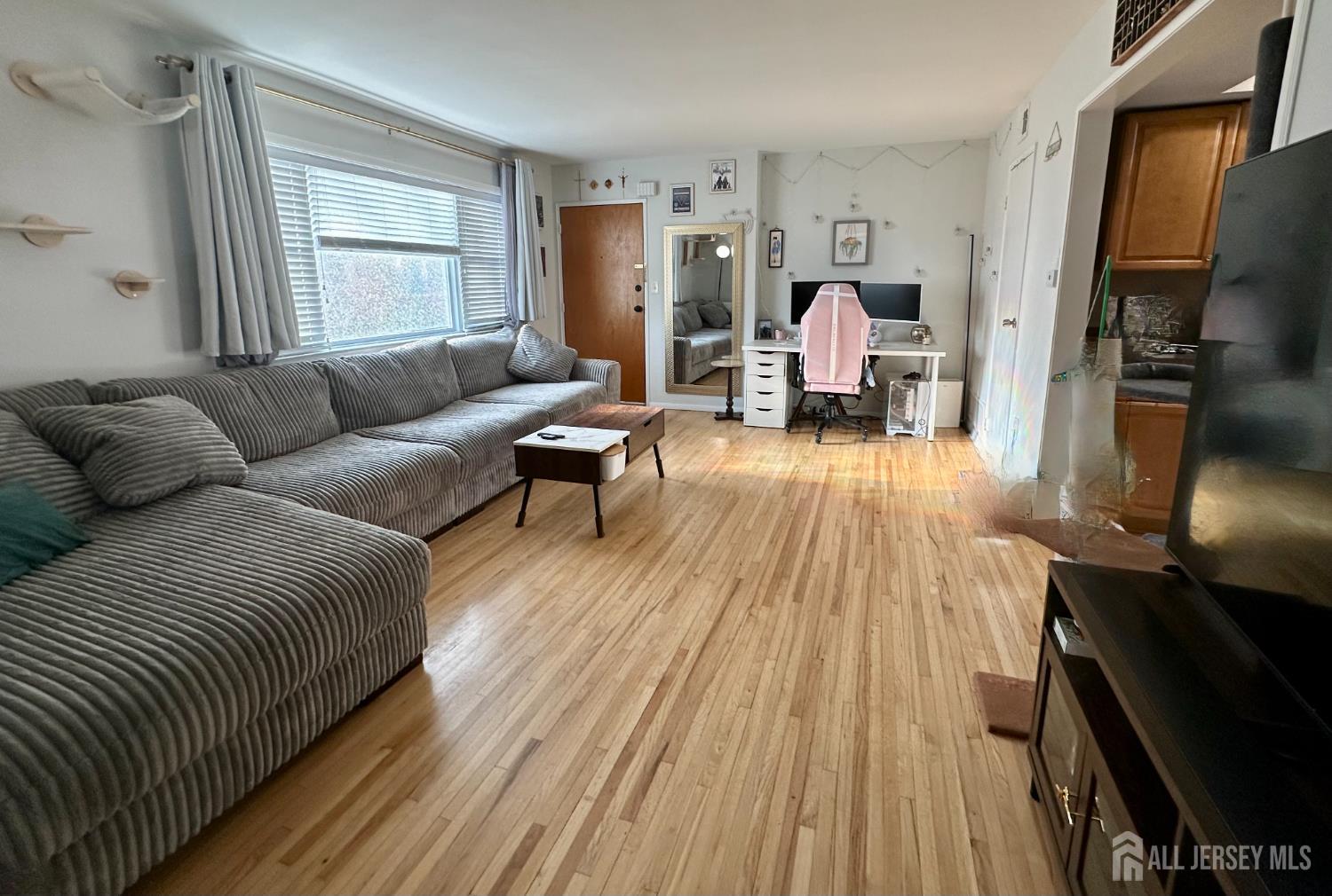 187 Evergreen Road 4A Image 5