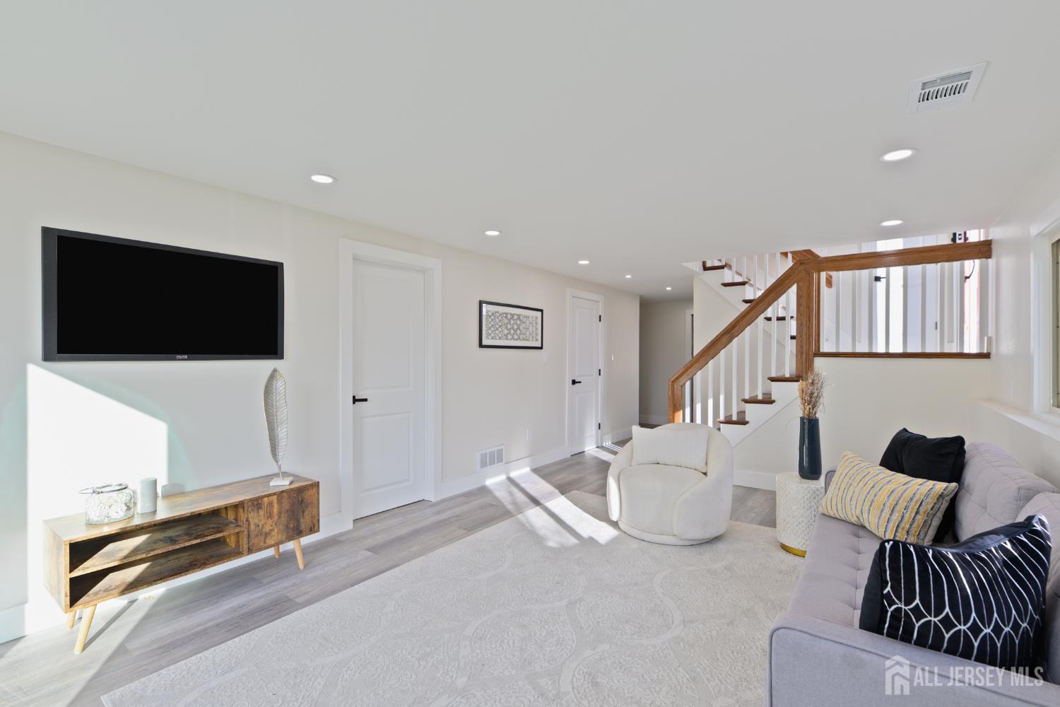 17 Wellington Road, East Brunswick, NJ, 08816 image 19