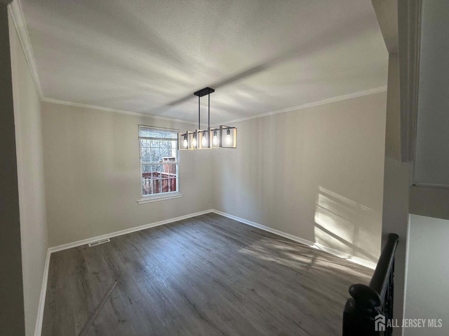 14 James Cubberly Court Image 4