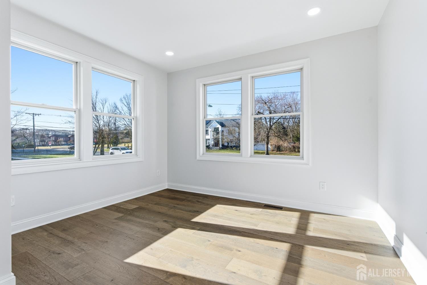 4 Hemlock Drive, Edison, NJ, 08820 image 27