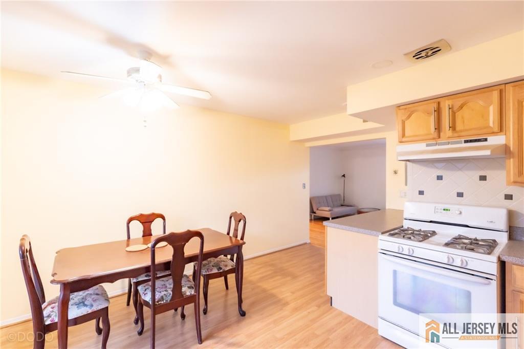 187 Evergreen Road 4B Image 4