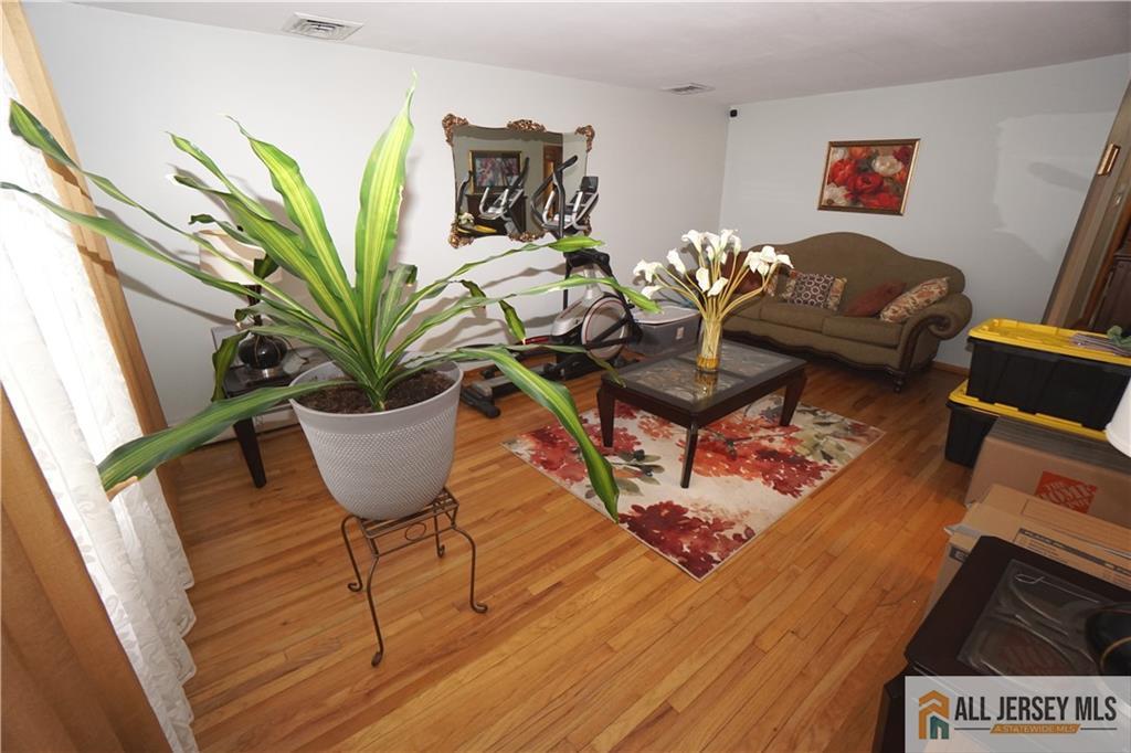 348 W Emerson Avenue Image 5