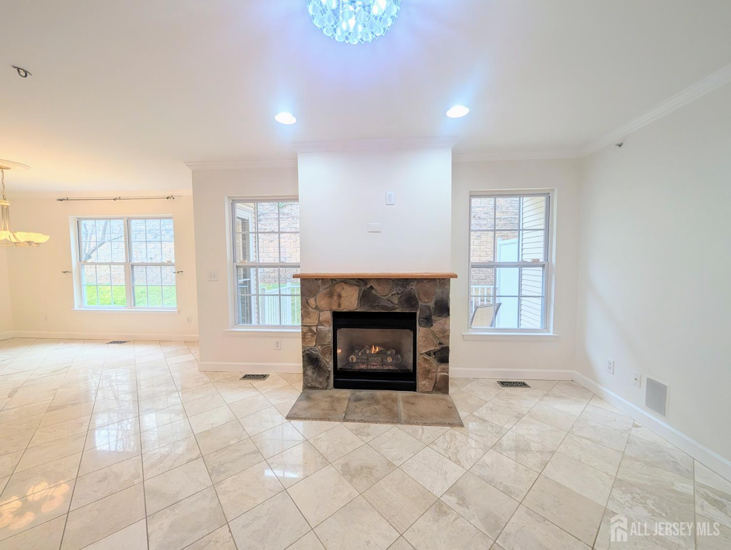 3038 King Court, Green Brook, NJ, 08812 image 7