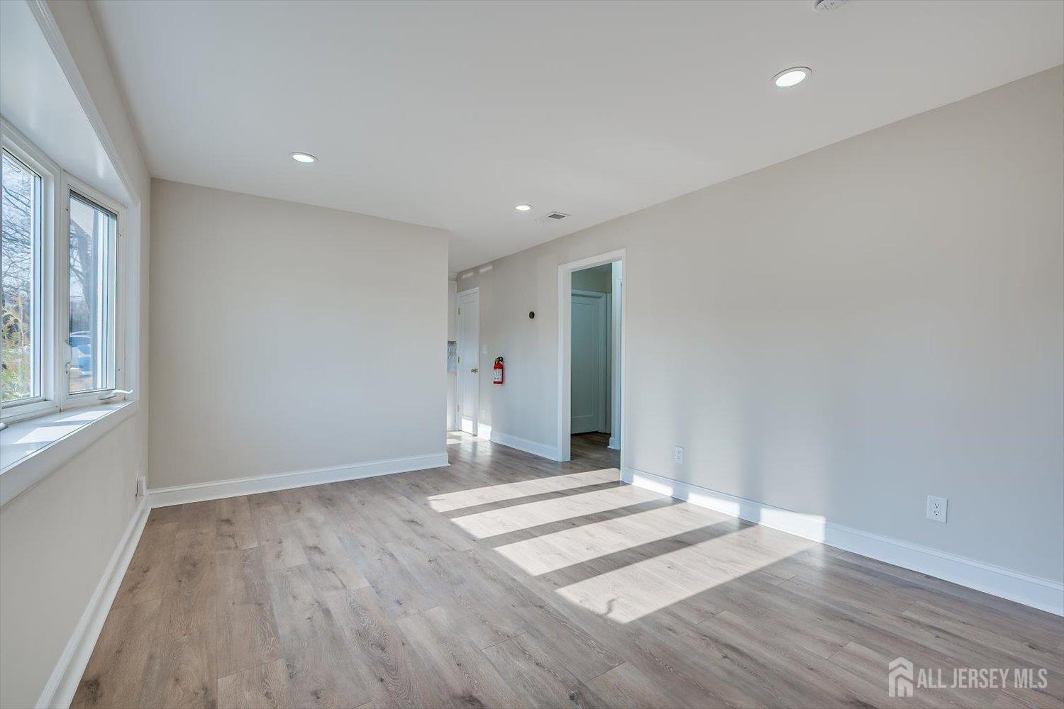 35 Kendall Drive, Sayreville, NJ, 08859 image 13