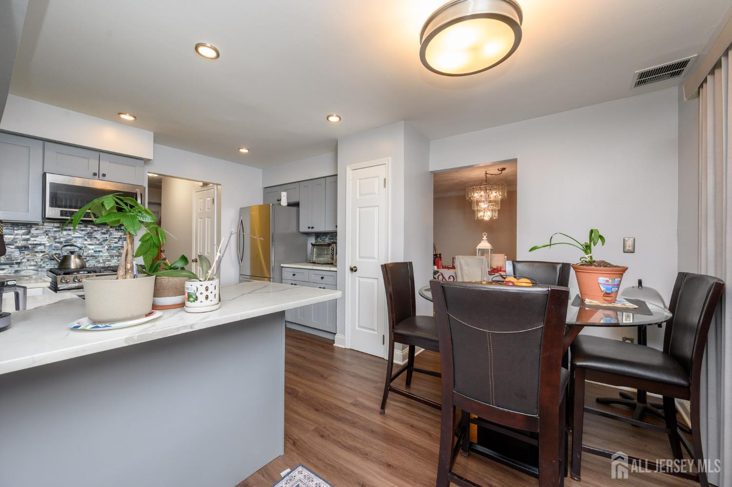 285 Nathan Court, Aberdeen, NJ, 07721 image 10