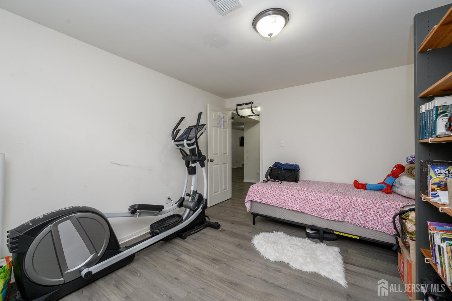 1 Cambridge Court, East Brunswick, NJ, 08816 image 37