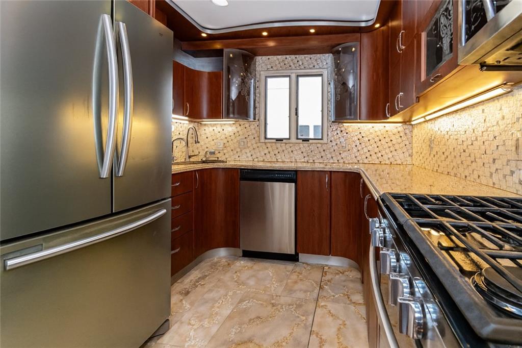 2613 East 65th Street, Brooklyn, New York, 11234 image 12