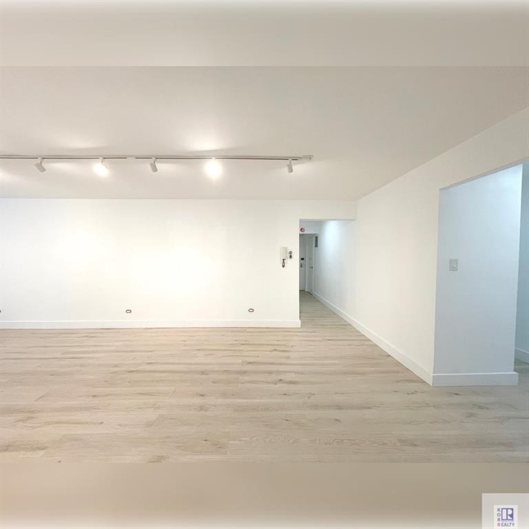 3178 Nostrand Avenue 1M, Brooklyn, New York, 11229 image 15