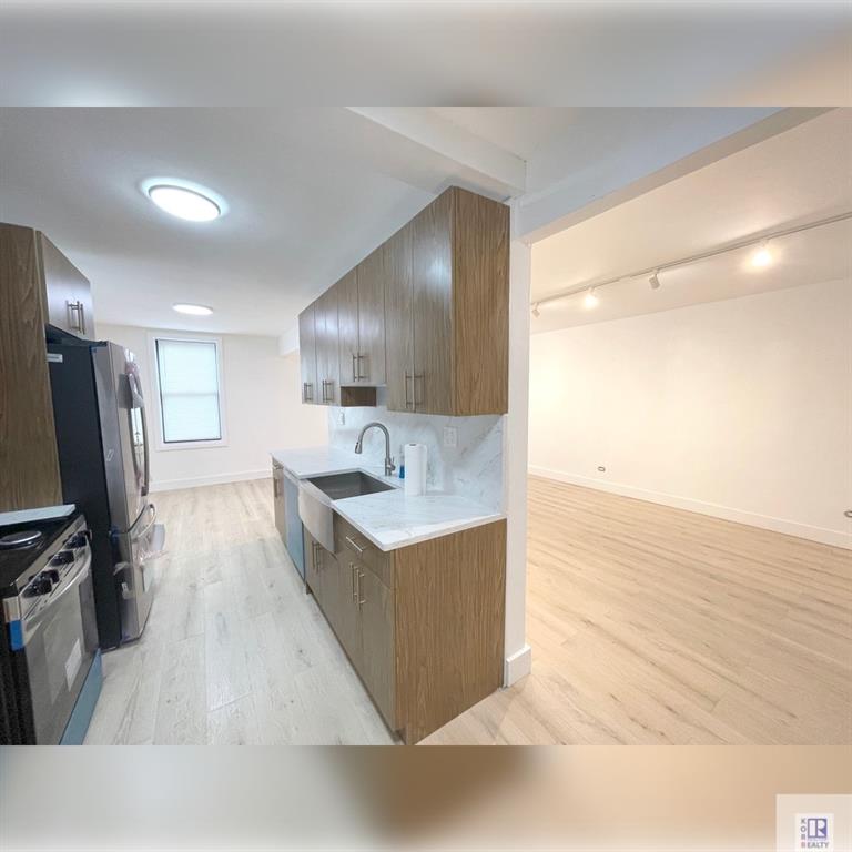 3178 Nostrand Avenue 1M, Brooklyn, New York, 11229 image 24