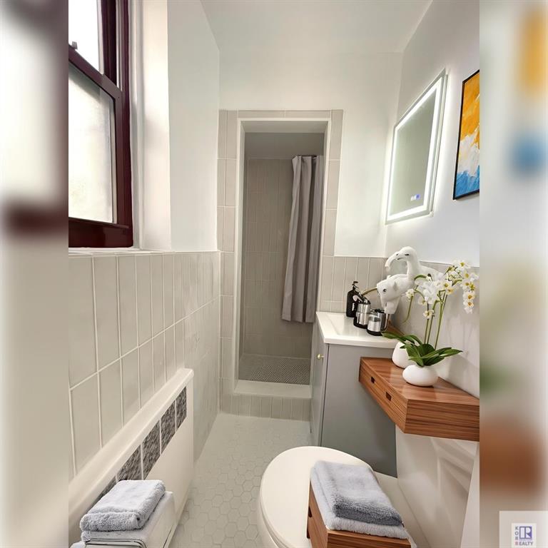 3178 Nostrand Avenue 1M, Brooklyn, New York, 11229 image 6