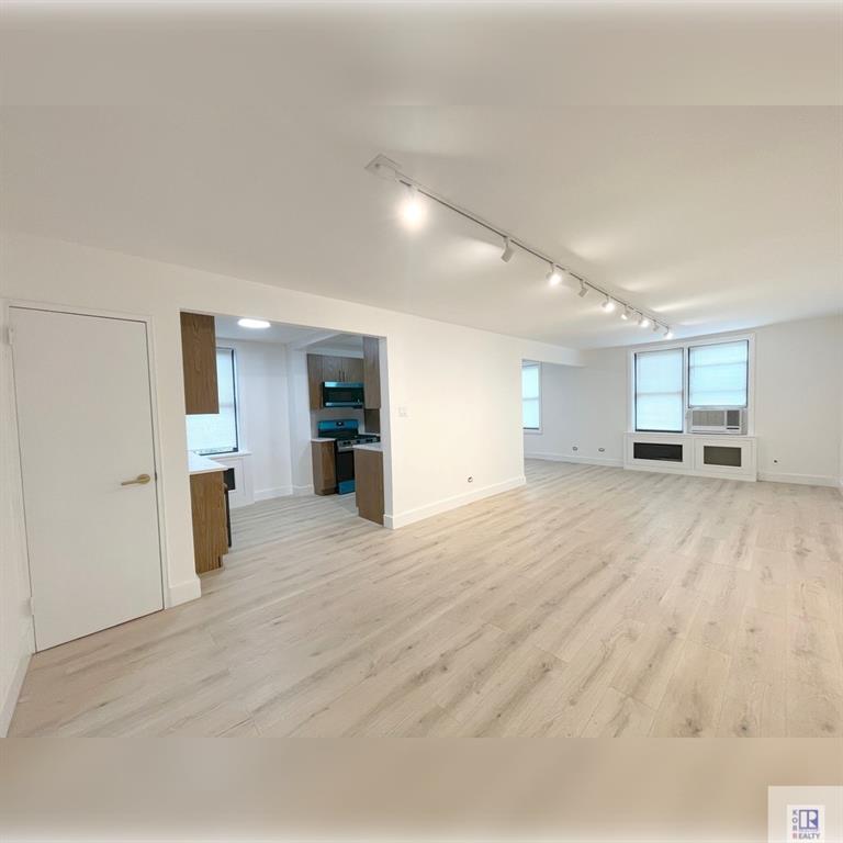 3178 Nostrand Avenue 1M, Brooklyn, New York, 11229 image 9