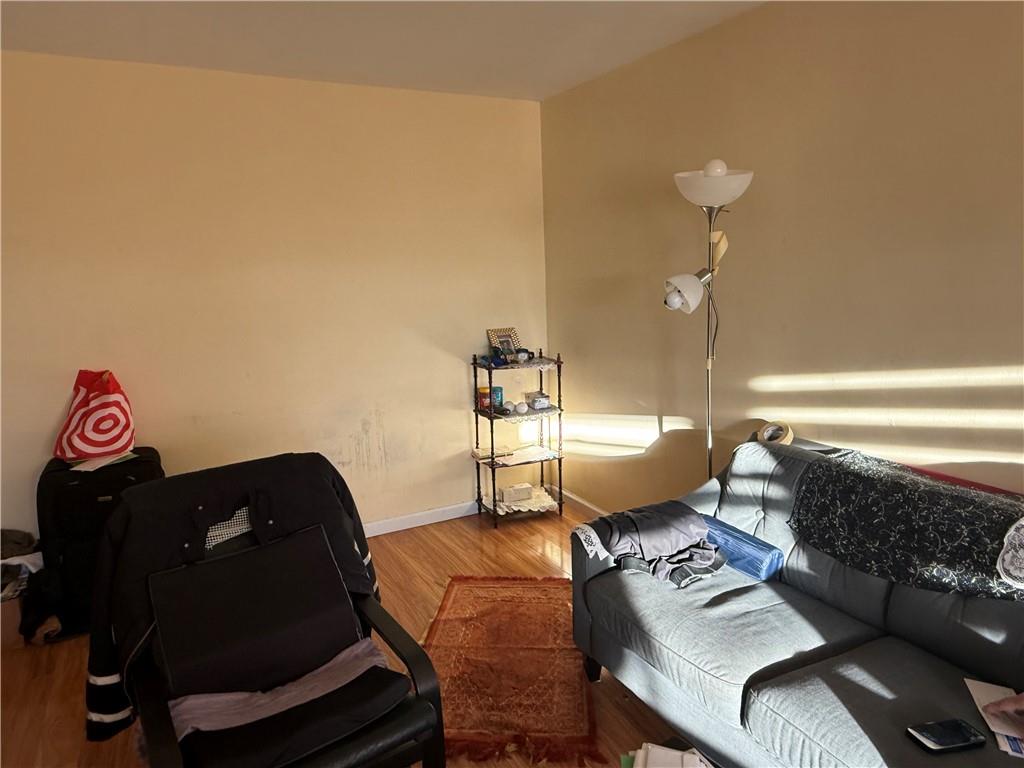 2475 West 16th Street 7E Image 4