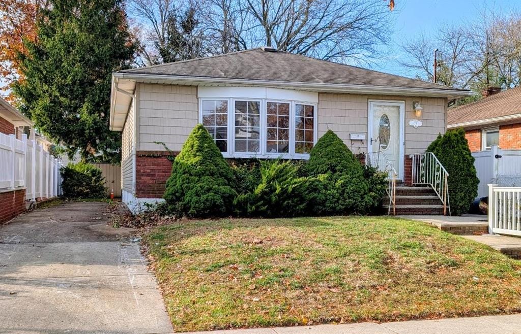 76 Peter Avenue, Staten  Island, New York, 10306