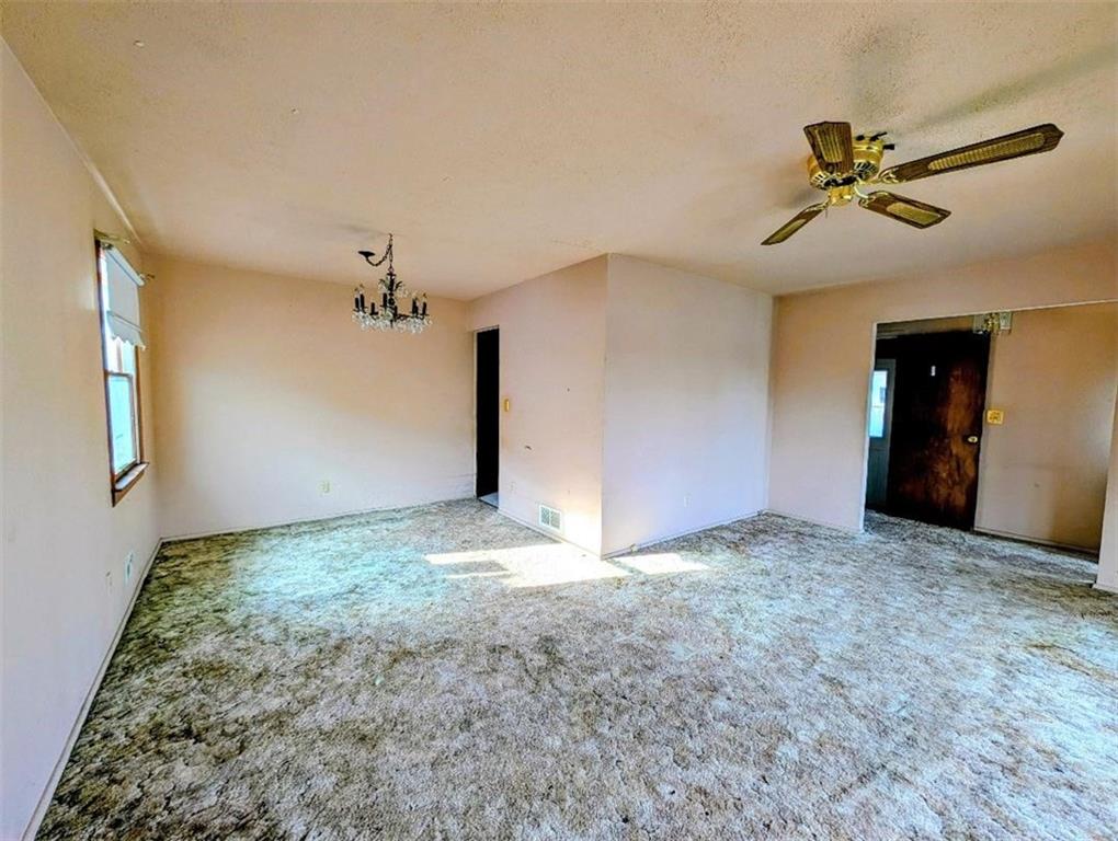 76 Peter Avenue Image 4