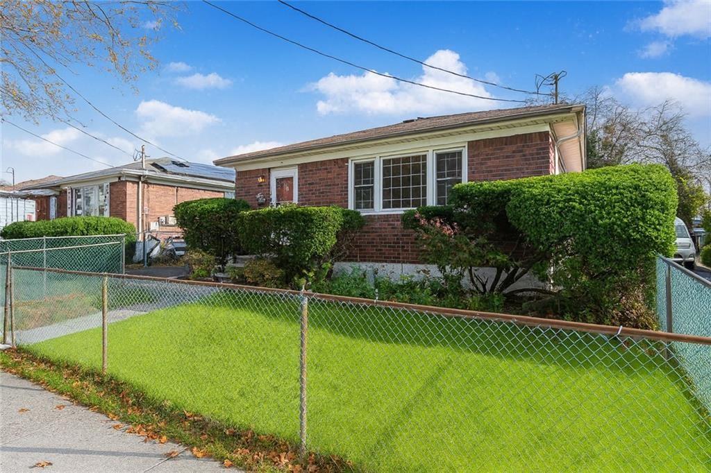 99 Park Hill Circle, Staten  Island, New York, 10304 image 31