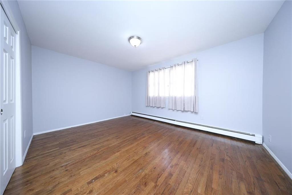 987 Hylan Boulevard, Staten  Island, New York, 10305 image 14