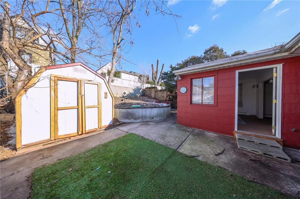 987 Hylan Boulevard, Staten  Island, New York, 10305 image 30