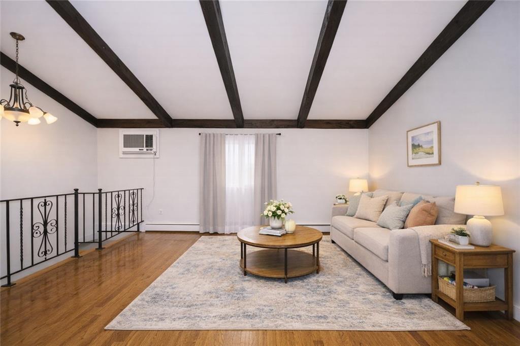 987 Hylan Boulevard, Staten  Island, New York, 10305 image 8