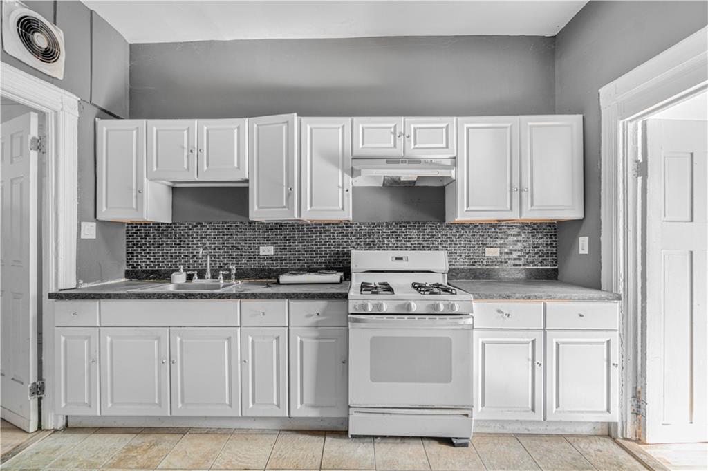 487 Hancock Street, Brooklyn, New York, 11233 image 8