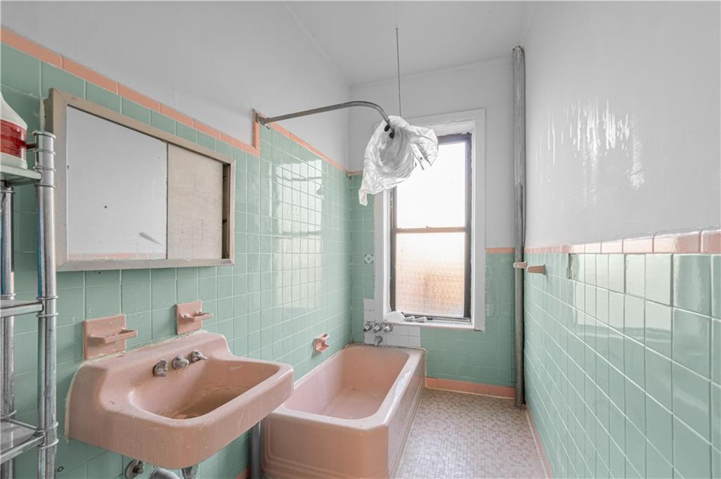 487 Hancock Street, Brooklyn, New York, 11233 image 9