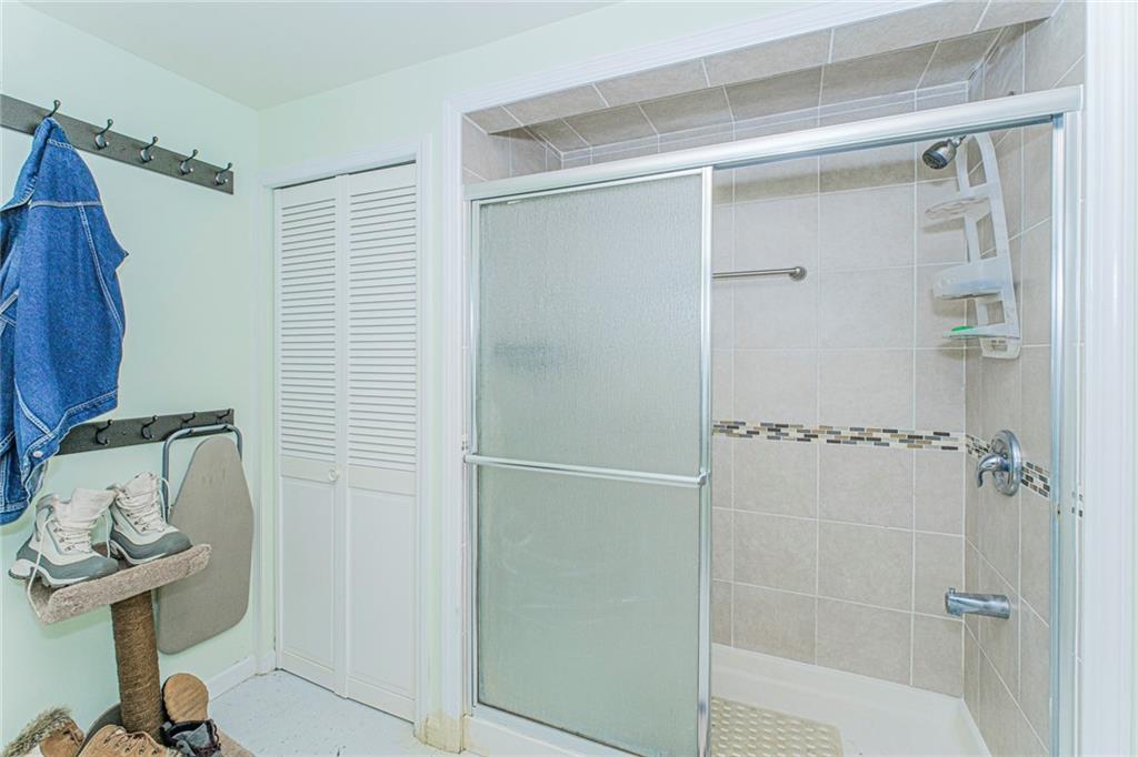 60 Northfield Court, Staten  Island, New York, 10303 image 20