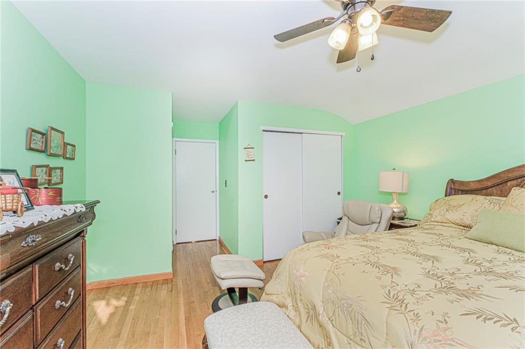 60 Northfield Court, Staten  Island, New York, 10303 image 27