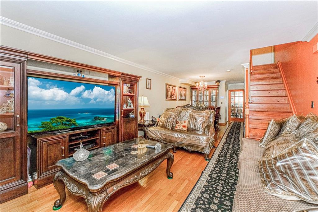 60 Northfield Court Image 5