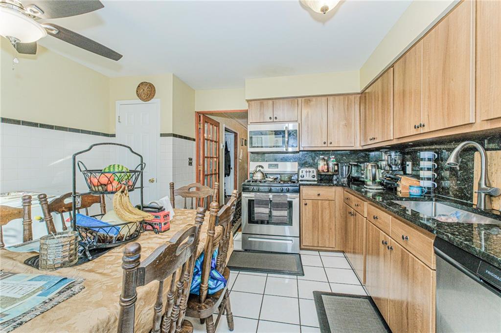 60 Northfield Court, Staten  Island, New York, 10303 image 7