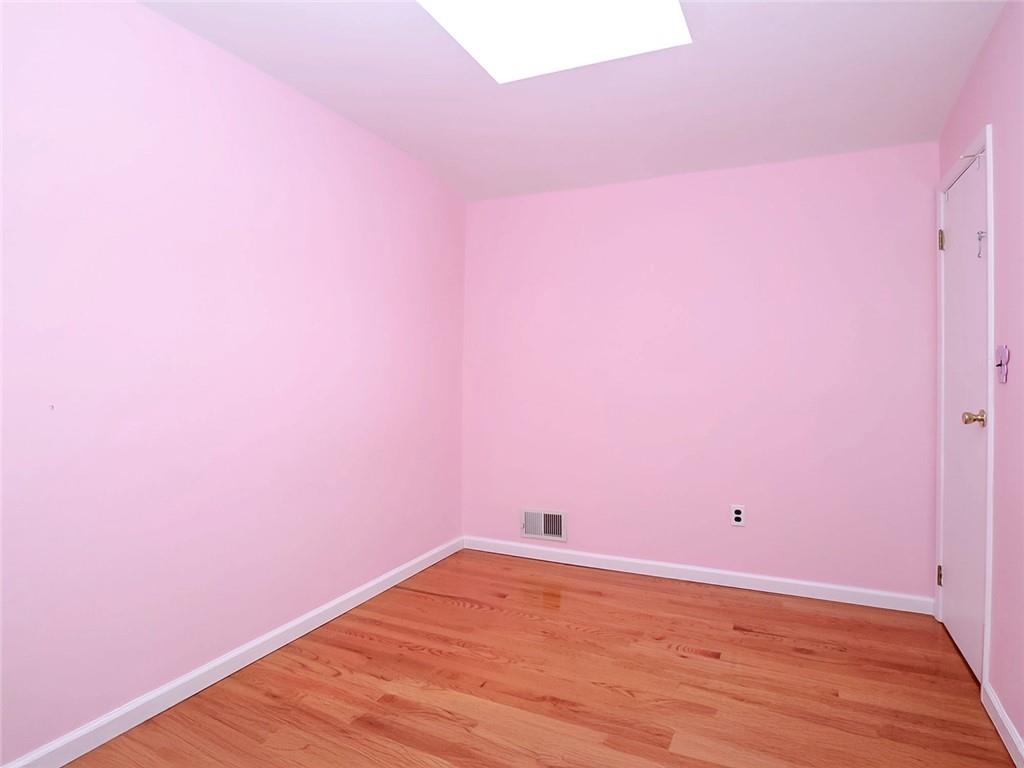 3438 Amboy Road A, Staten  Island, New York, 10306 image 16