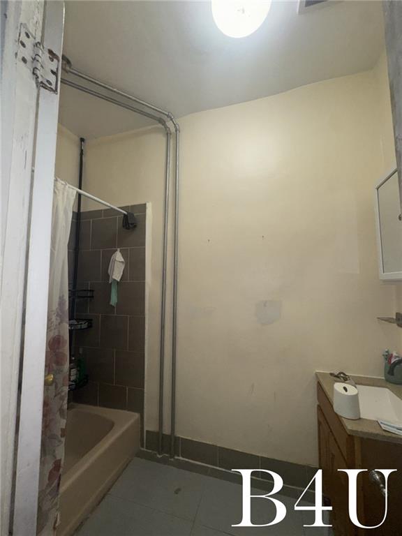 3112 Snyder Avenue Image 4