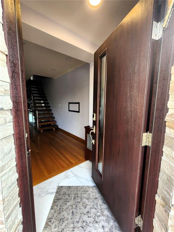 2229 East 26th Street Image 4