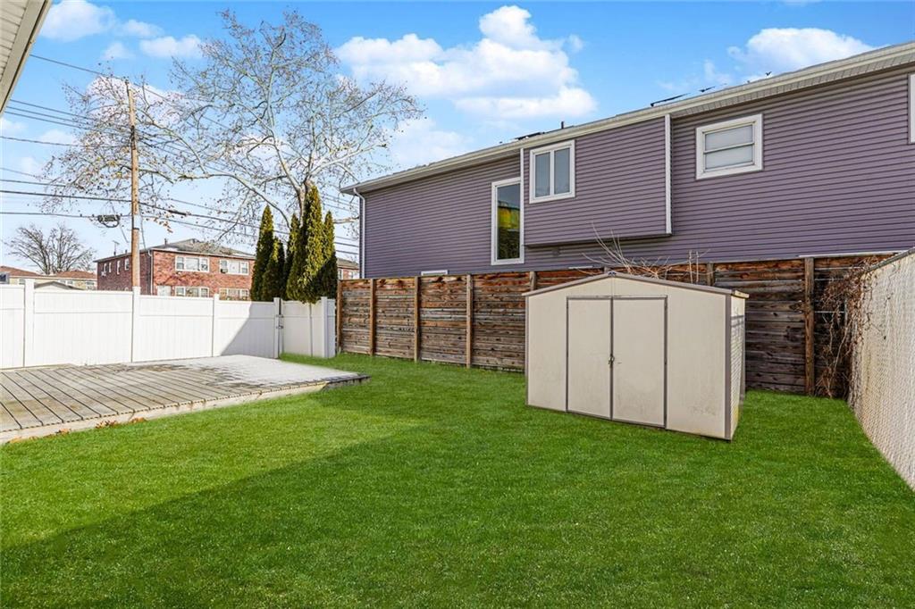 953 Forest Hill Road, Staten  Island, New York, 10314 image 25