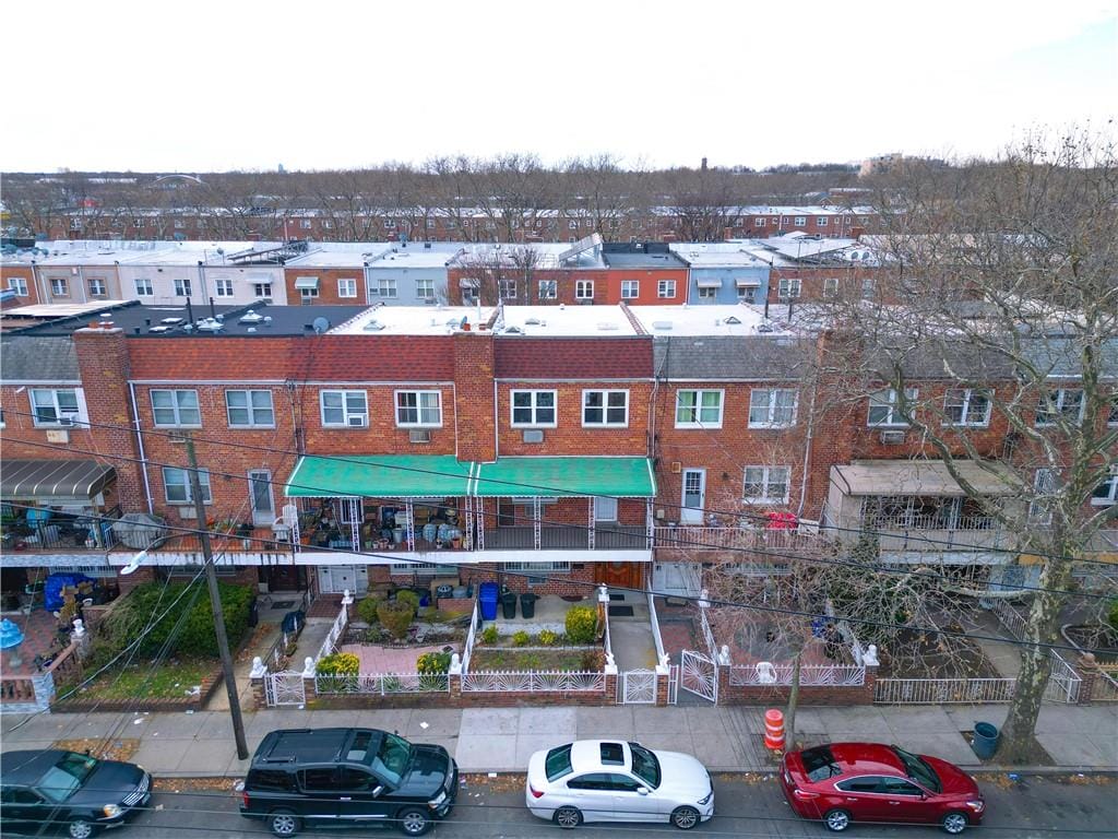 732 East 82nd Street Image 2