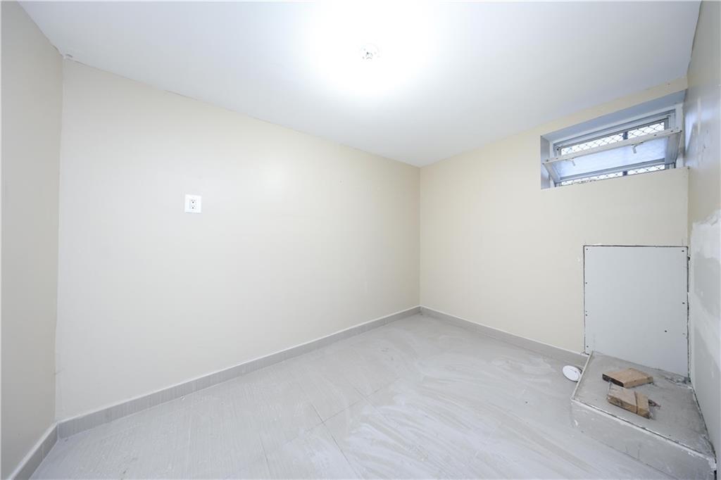 138 Ormonde Boulevard, Valley Stream, New York, 11580 image 27