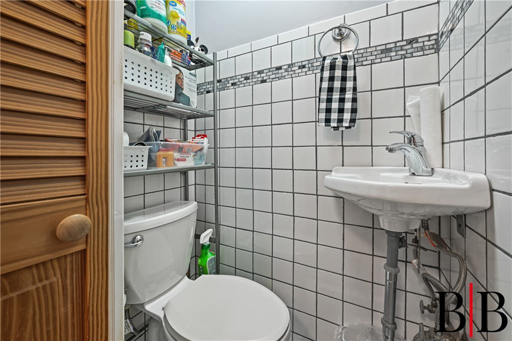 180 Beach 118th Street, Rockaway Park, New York, 11694 image 21