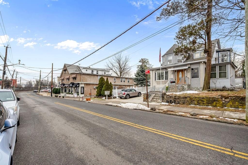 5272 Arthur Kill Road, Staten  Island, New York, 10307 image 32