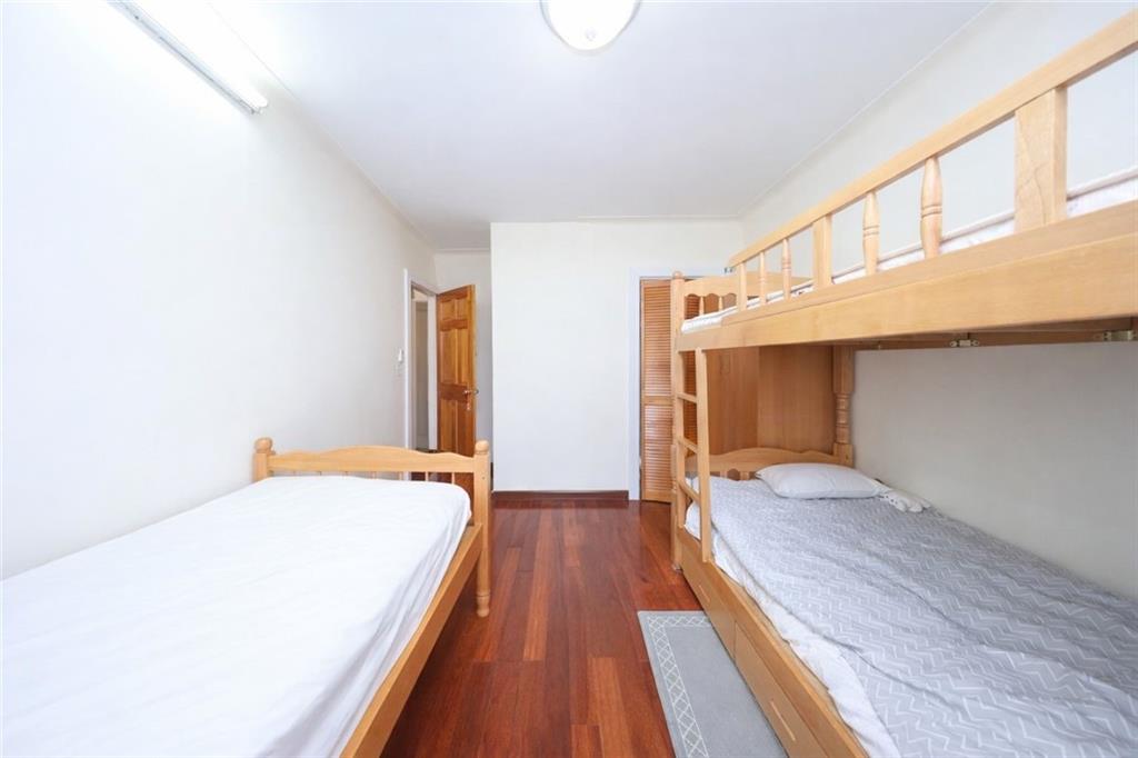 1953 East 28th Street, Brooklyn, New York, 11229 image 19