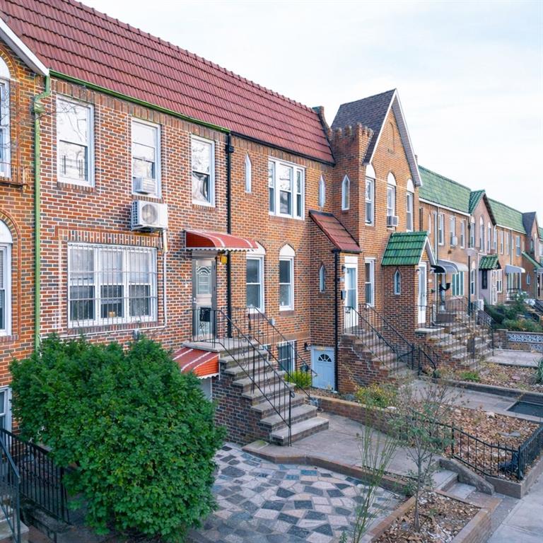 1953 East 28th Street Image 3