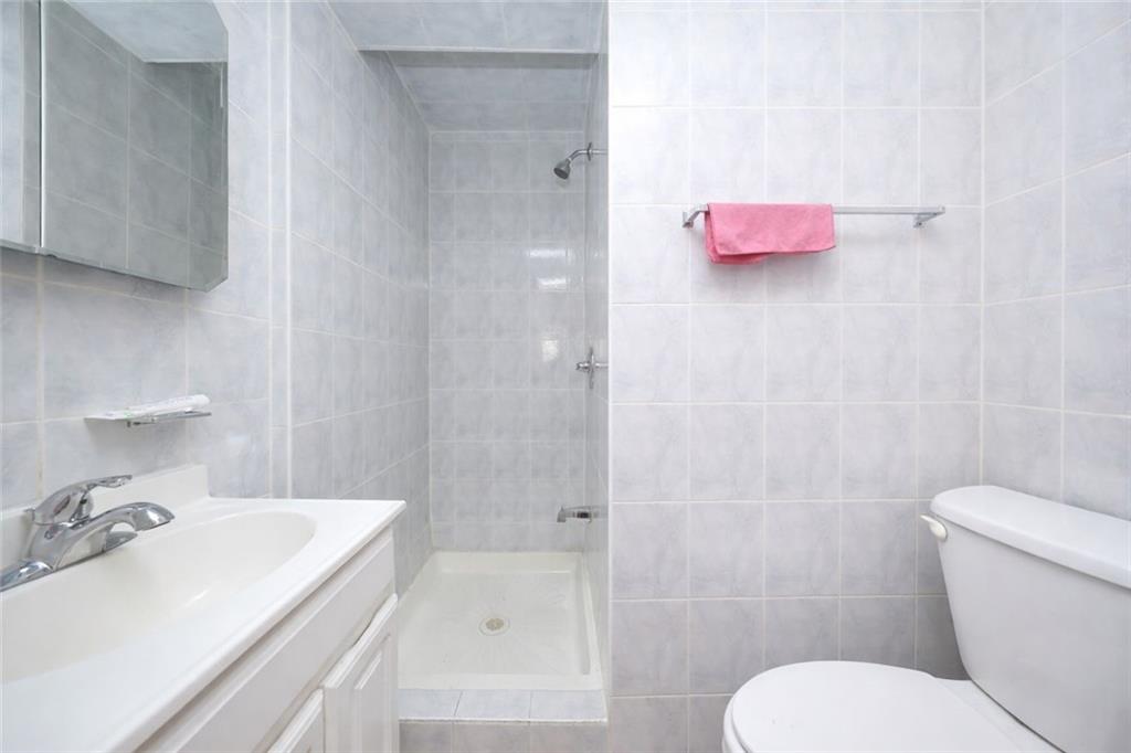 1953 East 28th Street, Brooklyn, New York, 11229 image 22