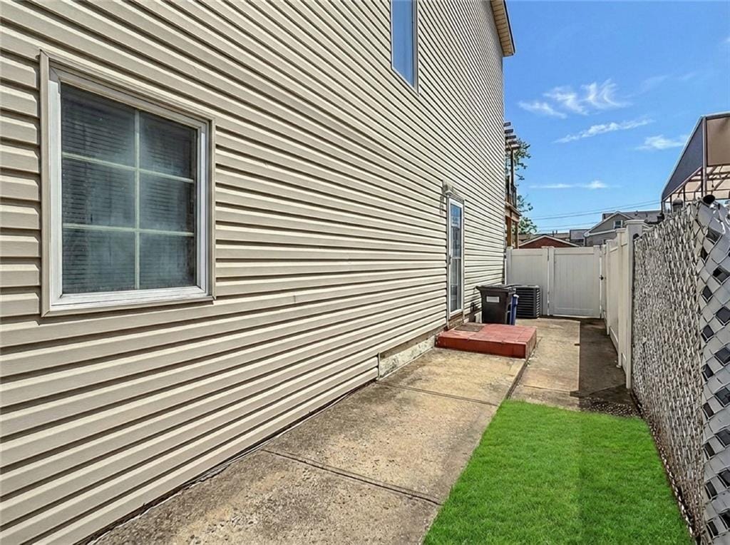 140 Hett Avenue, Staten  Island, New York, 10306 image 25