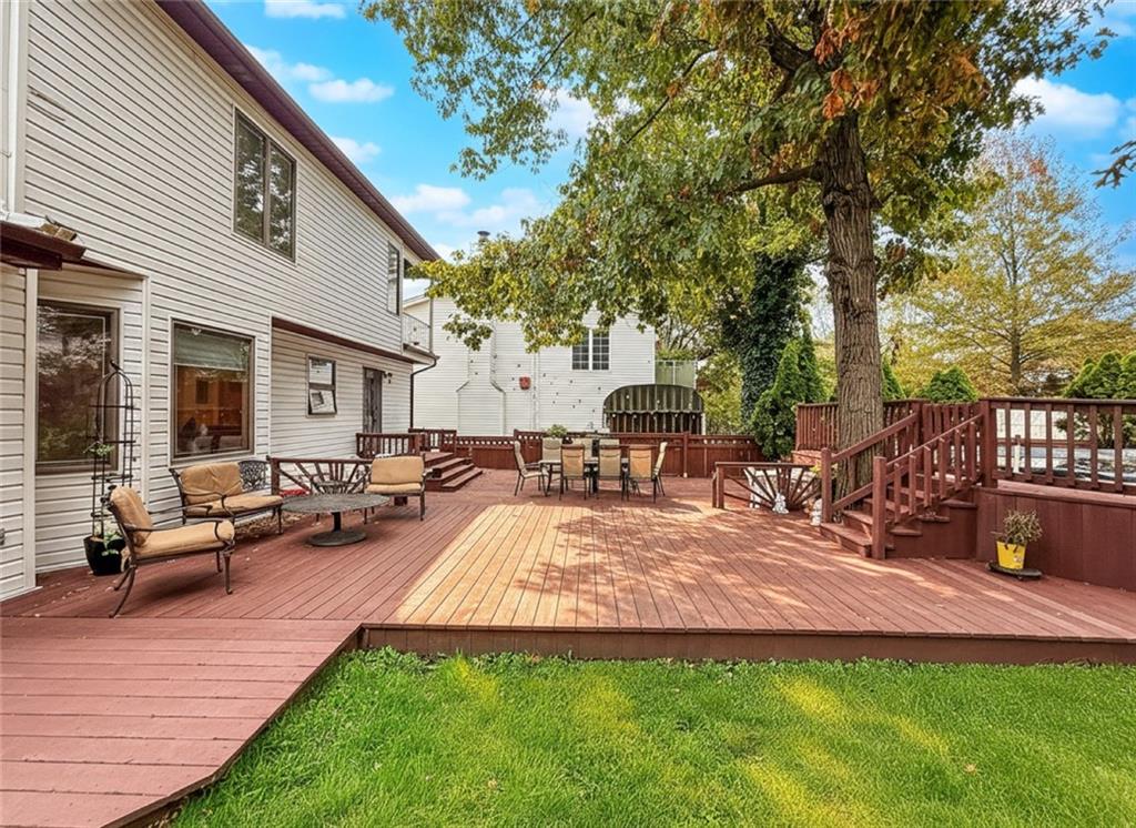 282 Boscombe Avenue, Staten  Island, New York, 10309 image 27