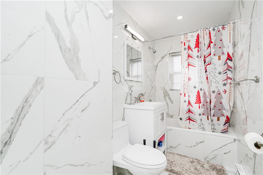 716 Desmond Court, Brooklyn, New York, 11235 image 12