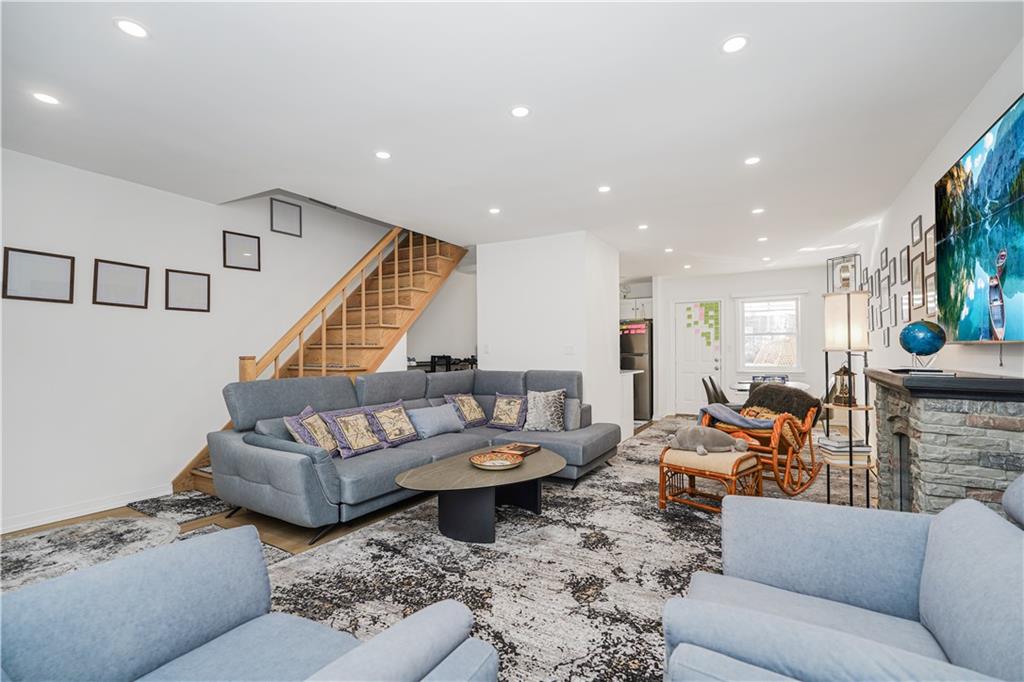 716 Desmond Court Image 5