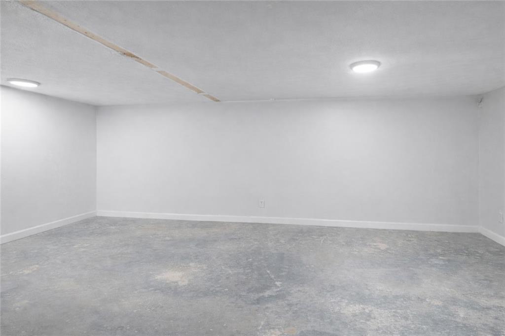 576 Barbey Street, Brooklyn, New York, 11207 image 8