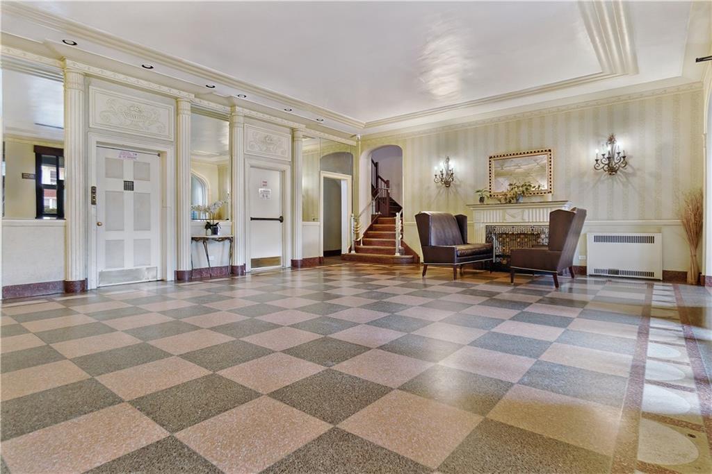 1625 East 13th Street 4G Image 3