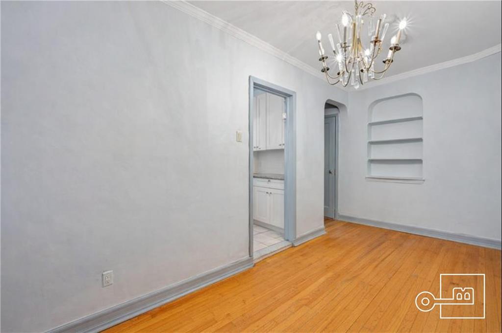 1615 Avenue I 102 Image 5