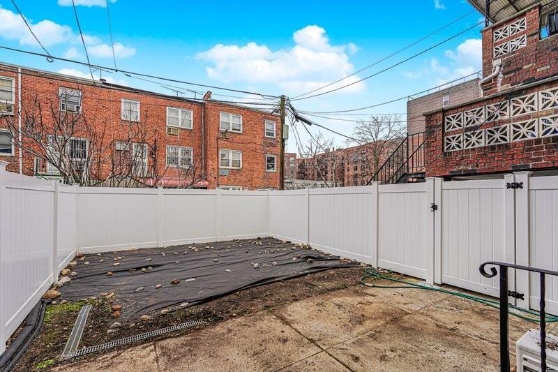 2579 East 1st Street, Brooklyn, New York, 11223 image 22