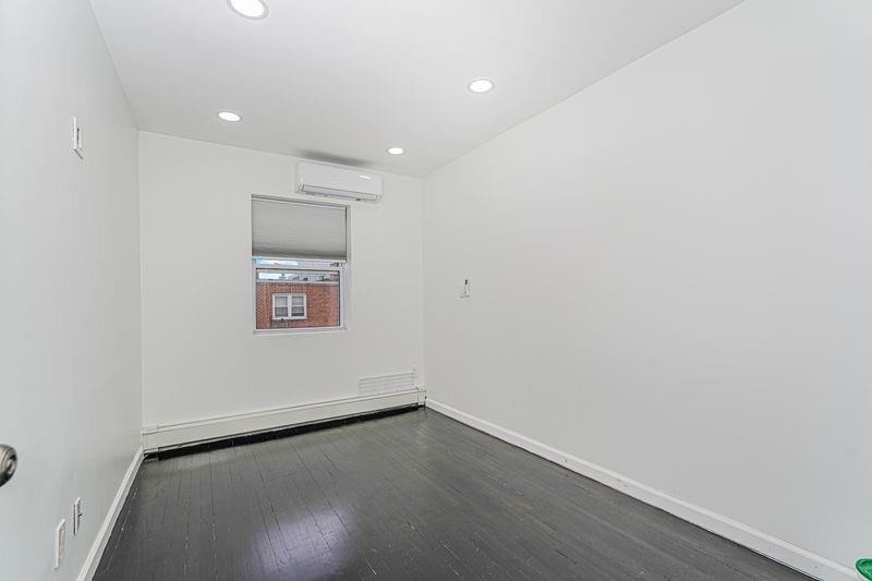 2579 East 1st Street Image 4