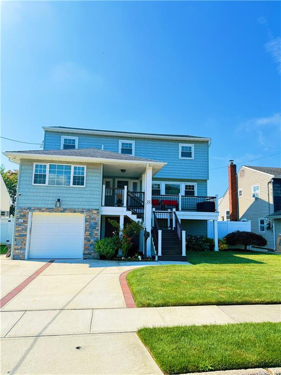 22 Wilshire Court, Freeport, New York, 11520